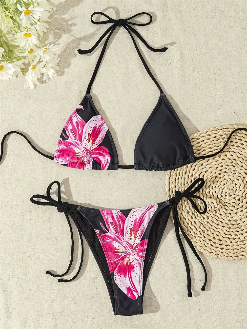 Bikini 3-częściowe z kwiatowym wzorem